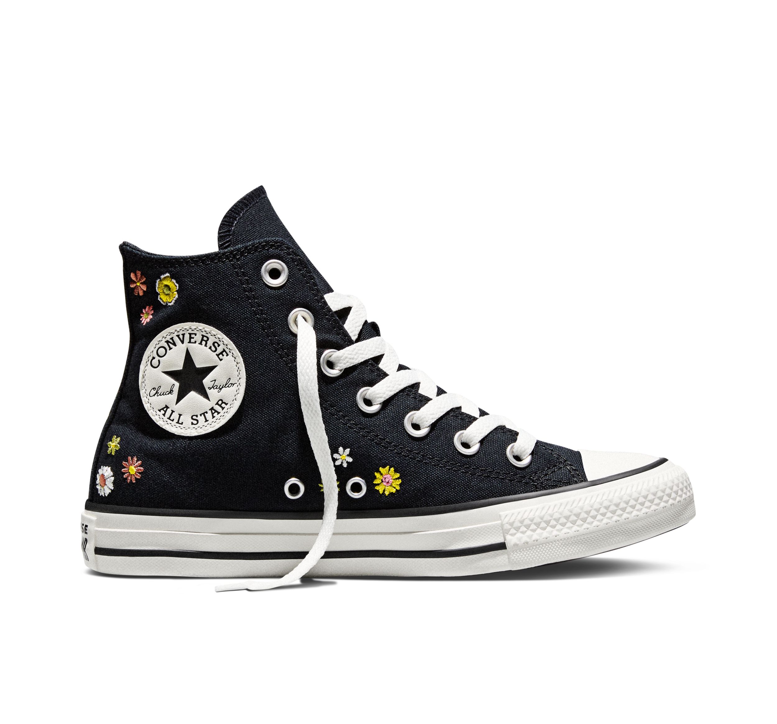 converse-w-embroidered-florals-sneaker-blk-brigh-9c9fa4c4-4a0b-4e2f-9b63-19395a3c6b11-jpgrendition