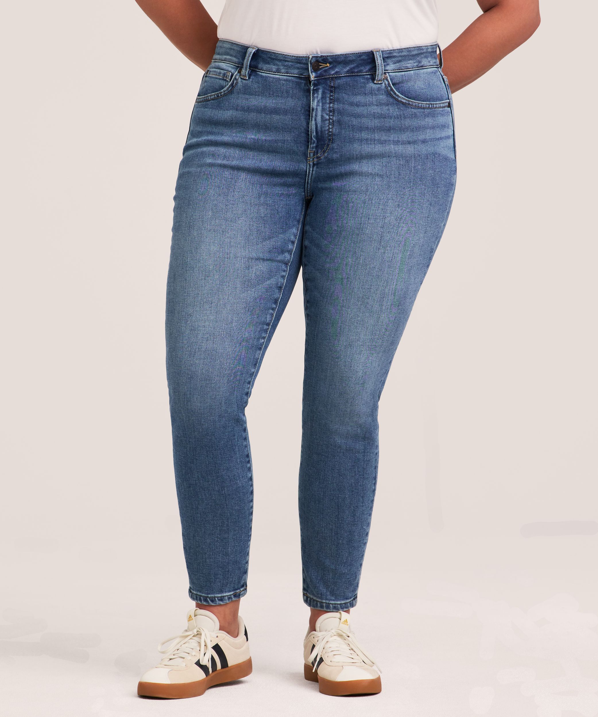 denver-hayes-women-s-curvy-fit-mid-rise-skinny-ankle-jeans-7dca82c7-76c4-4c7f-b91a-a6c21f36eb70-jpgrendition