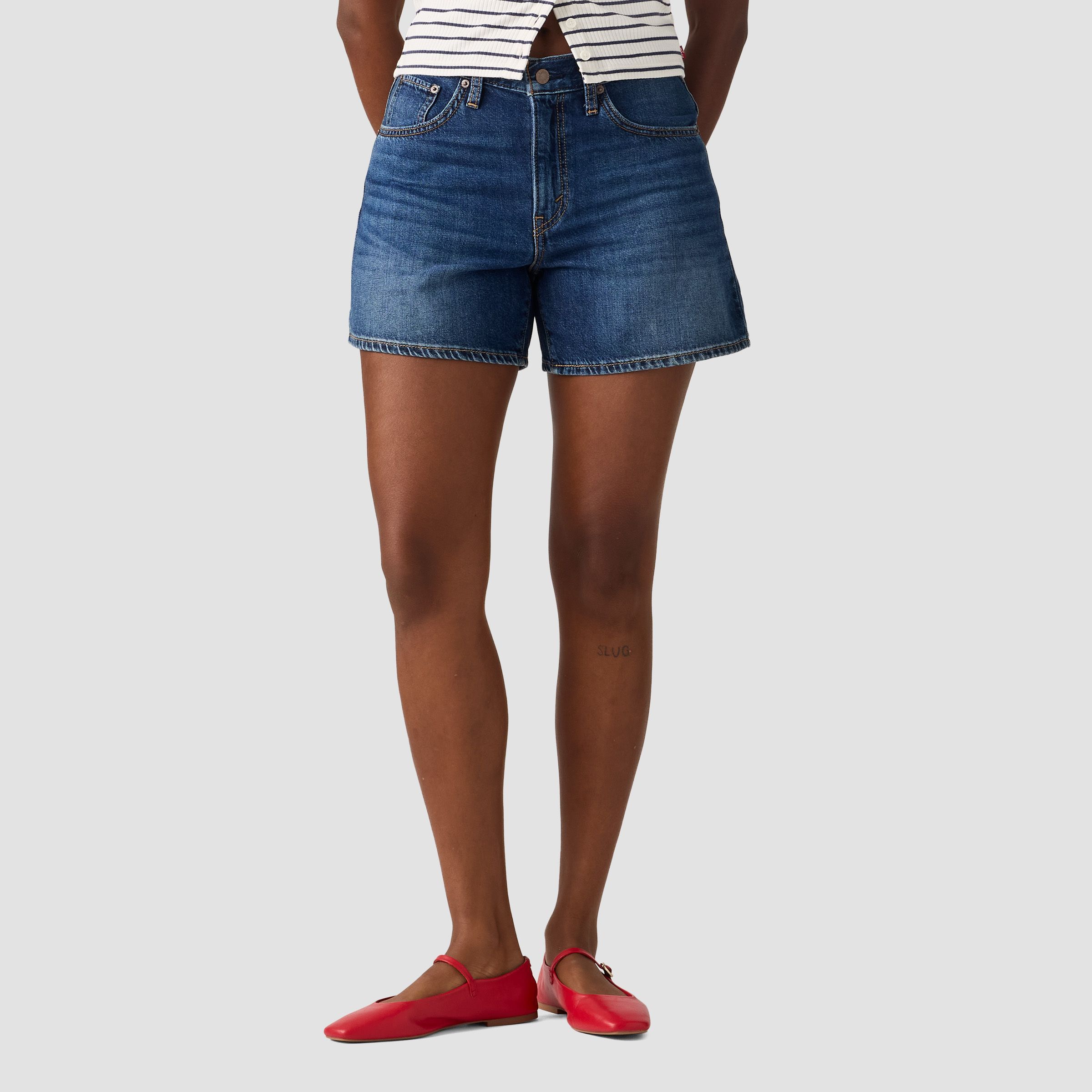 levi-s-women-s-cinch-mid-thigh-shorts-785ffb52-7ba7-4f4a-b0c4-b33d31a839f8-jpgrendition
