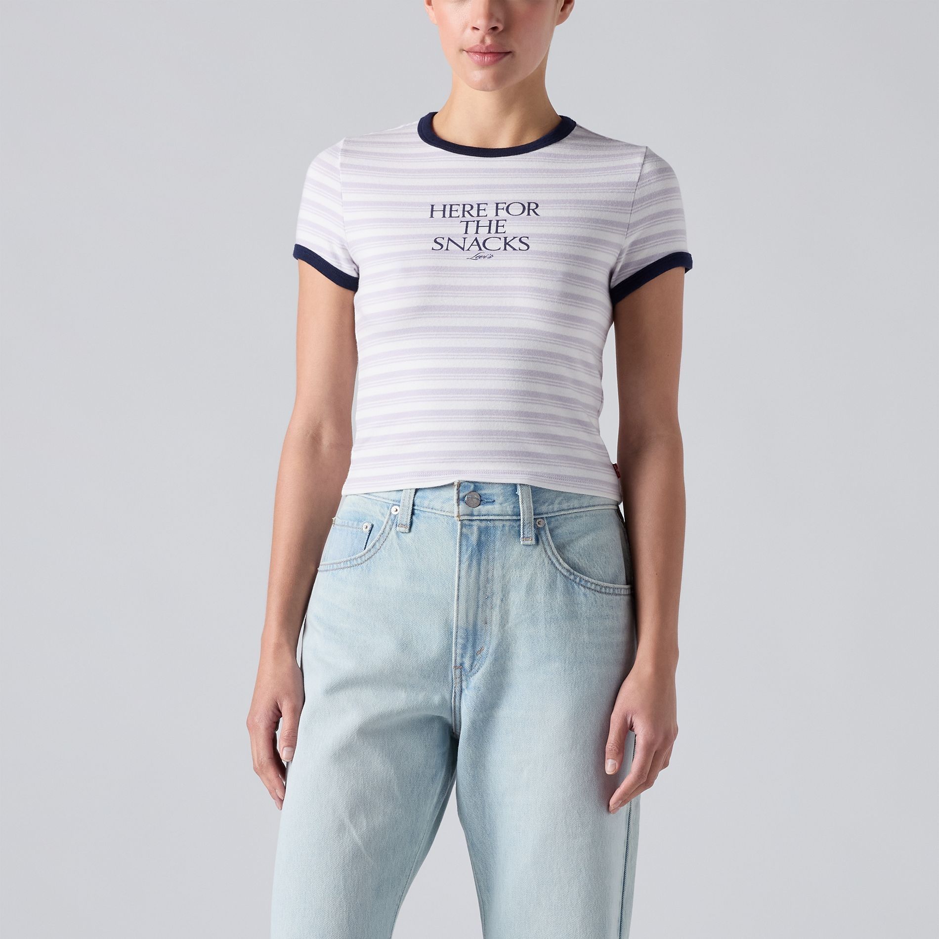 levi-s-women-s-graphic-hayes-cropped-t-shirt-4f73afc6-7ffe-4ec7-a2d4-bbdb155b1b08-jpgrendition