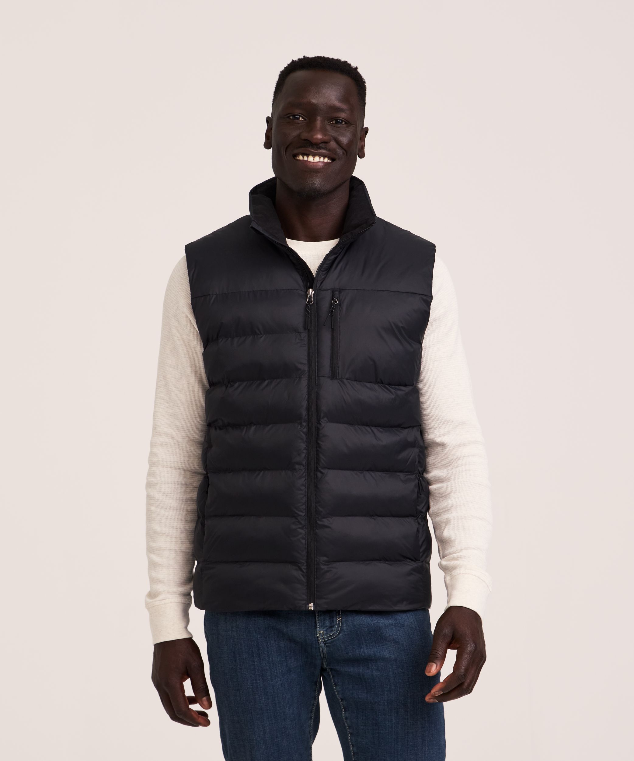 wr-hd1-t-max-charge-puffer-vest-fb-8c449e89-d10b-4c8a-8985-bfede02c3fb0-jpgrendition