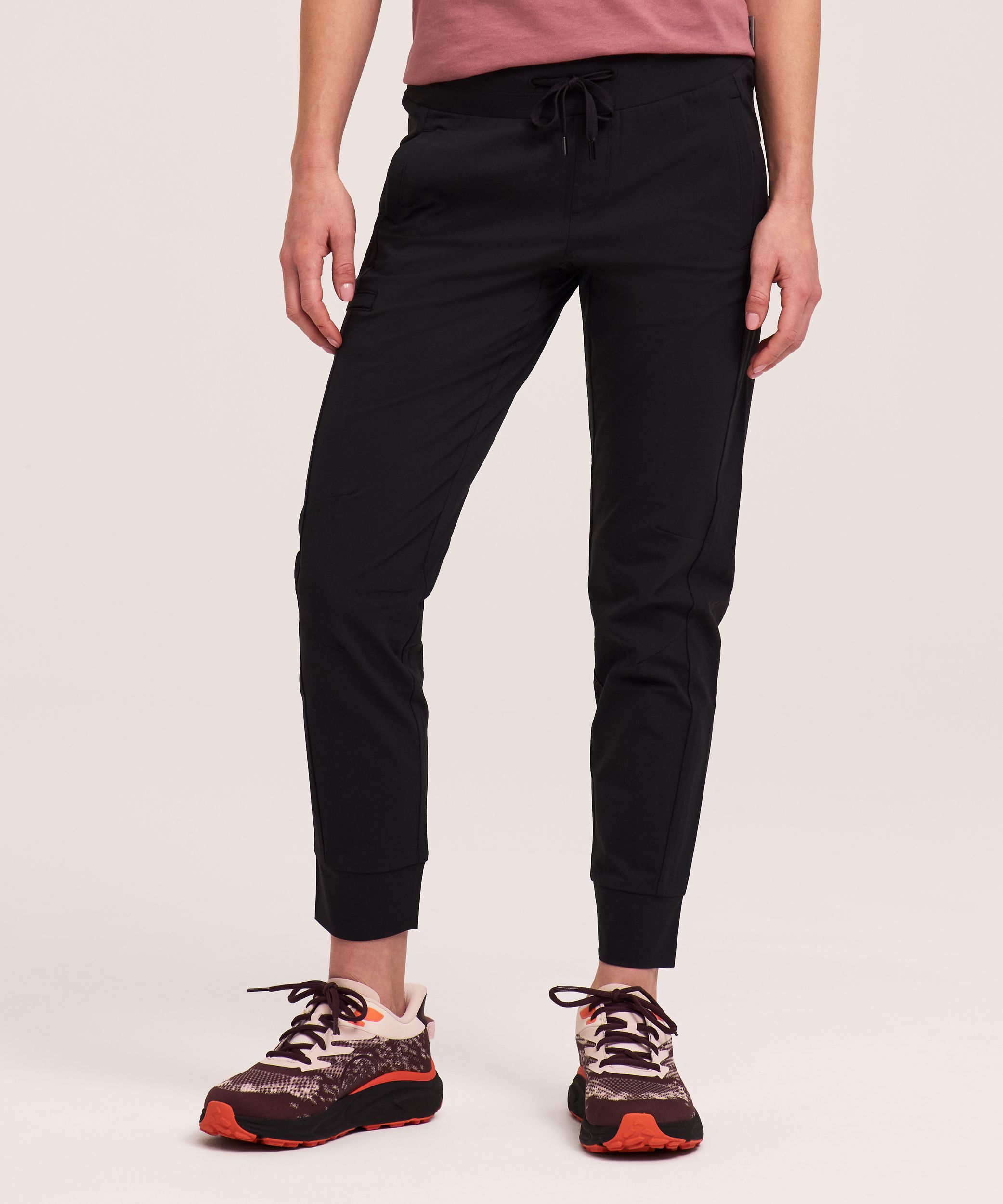wr-hyper-dri-and-upf-joggers-cad5aa3e-f1c0-4dd8-824d-78dd1f3a1060-jpgrendition